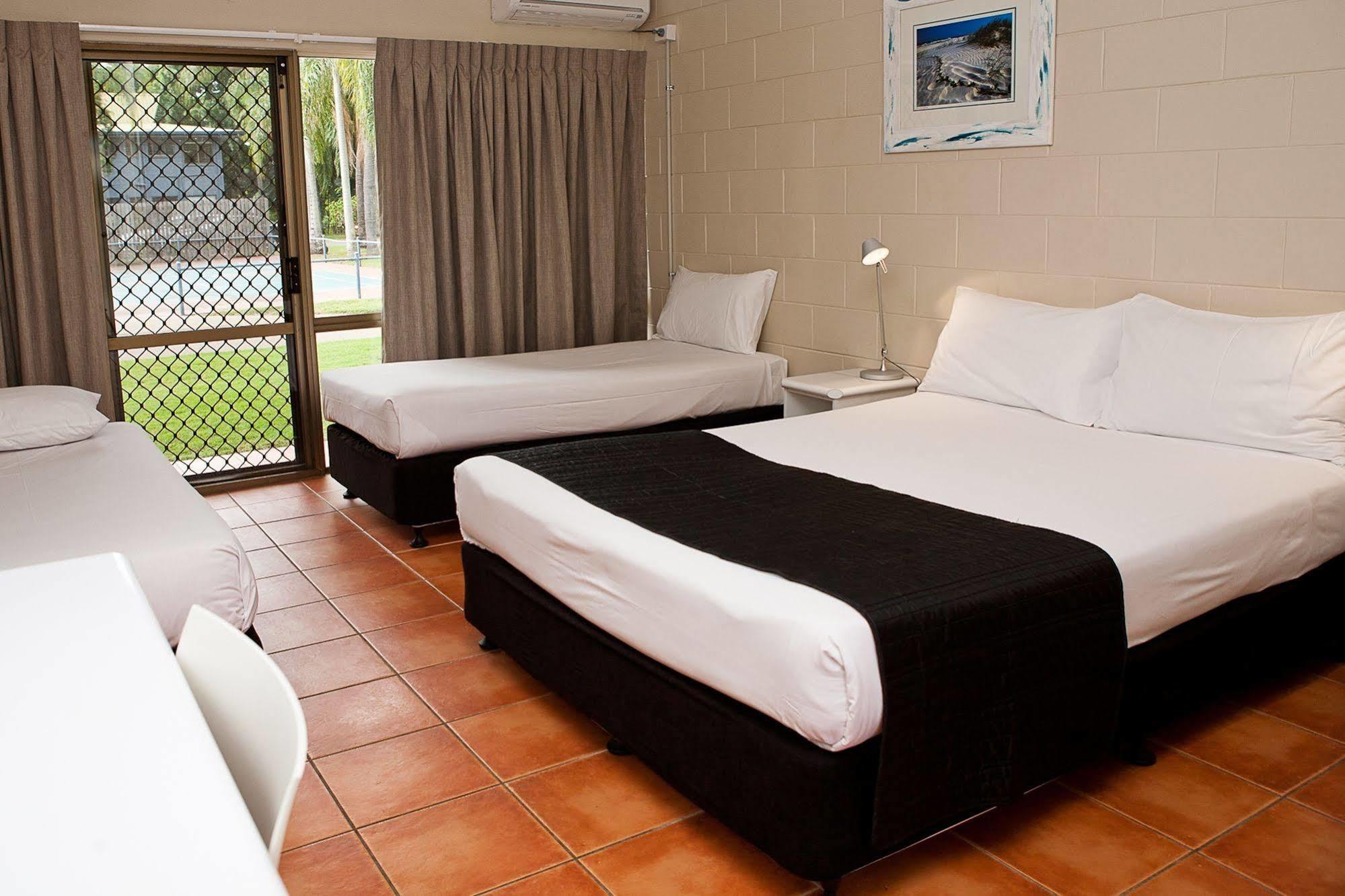 Kondari Hotel Hervey Bay Esterno foto