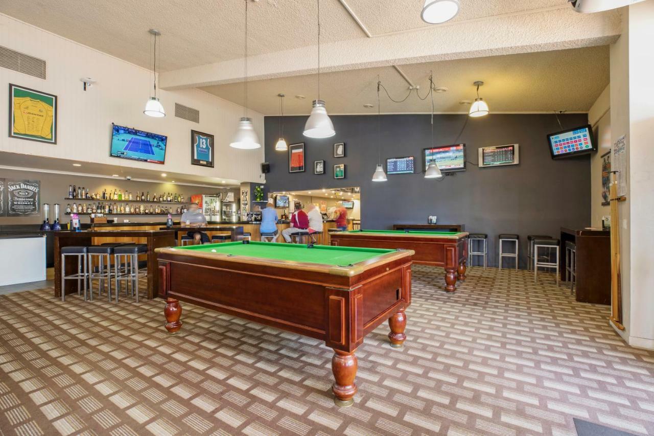 Kondari Hotel Hervey Bay Esterno foto